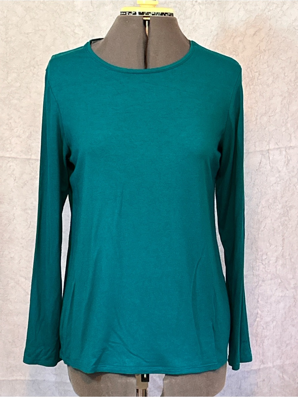 Chico’s Classic Women's Teal Long-Sleeve Crewneck Top